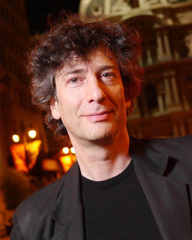 Portret Neil Gaiman