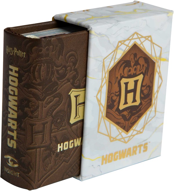Cartea Harry Potter: Hogwarts School of Witchcraft and Wizardry de Jody Revenson – Editura INSIGHT EDITIONS