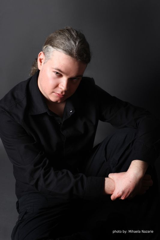 Interviu cu Oliviu Craznic, autorul cărții „Ceasul fantasmelor”