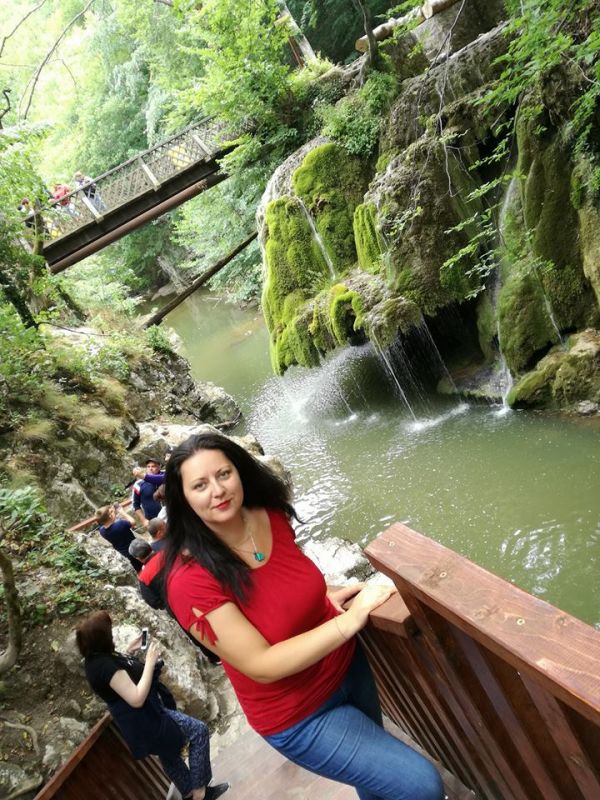 Despre autoarea Rodica Mijaiche – un jurnal transformat în carte