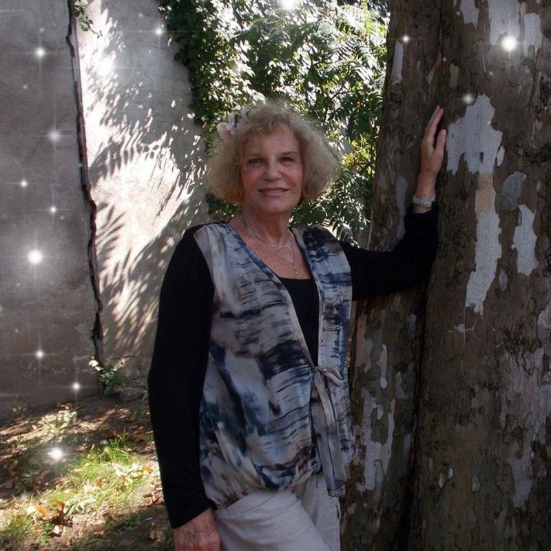 Despre autoarea Aurelia Marin – Scrisul e un dar, o binecuvântare.