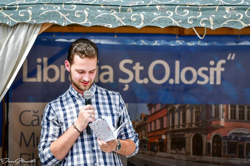 Interviu cu Cristian Emanuel Ștefănescu, autorul cărții „Zdrente”