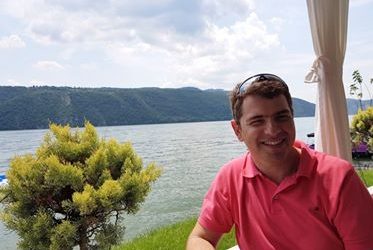 Interviu cu Cosmin Neidoni, autorul cărții ”Ca o zi de duminică”