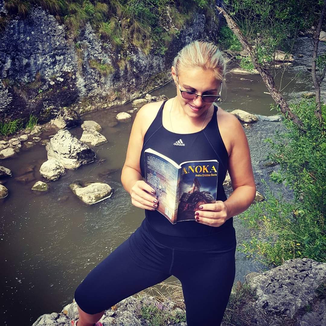 Interviu cu Andra Cristina Buciu, autoarea cărții ”Anoka”