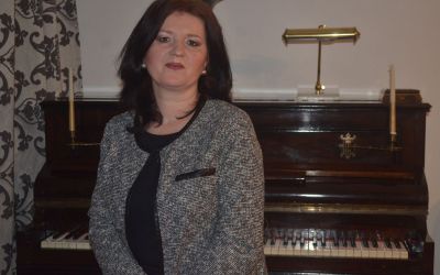 Interviu cu Mihaela Anghel, autoarea cărții ”De dincolo de timp”