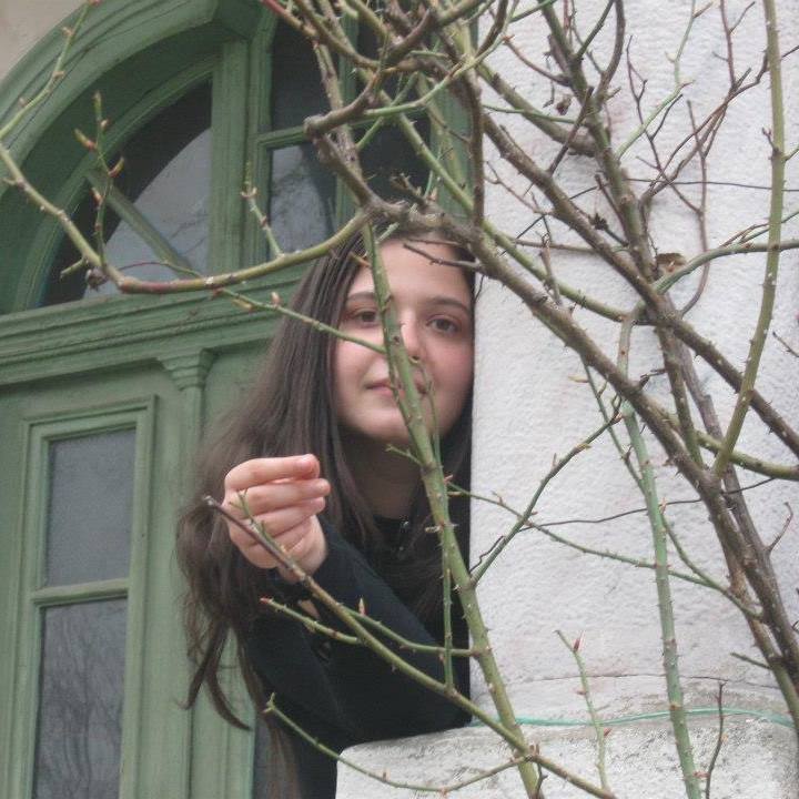 Interviu cu Dragomir Ioana Amalia, autoarea cărții ”Sfera”