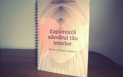 Recenzia Ghidului ”Explorează adevărul tău interior” de Roxana Purichea