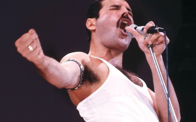 Recenzie ”Bohemian Rhapsody” de Lesley-Ann Jones