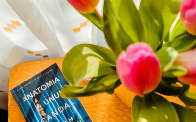 Recenzie ”Anatomia unui scandal” de Sarah Vaughan