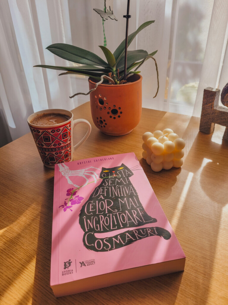 Recenzie „O listă semidefinitivă a celor mai îngrozitoare coșmaruri” de Krystal Sutherland