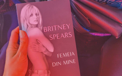 Recenzie ”Femeia din mine” de Britney Spears